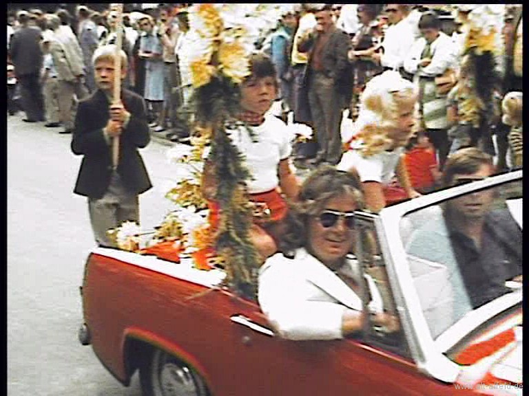 Schützenfest1975-52-OldTownFestwagen