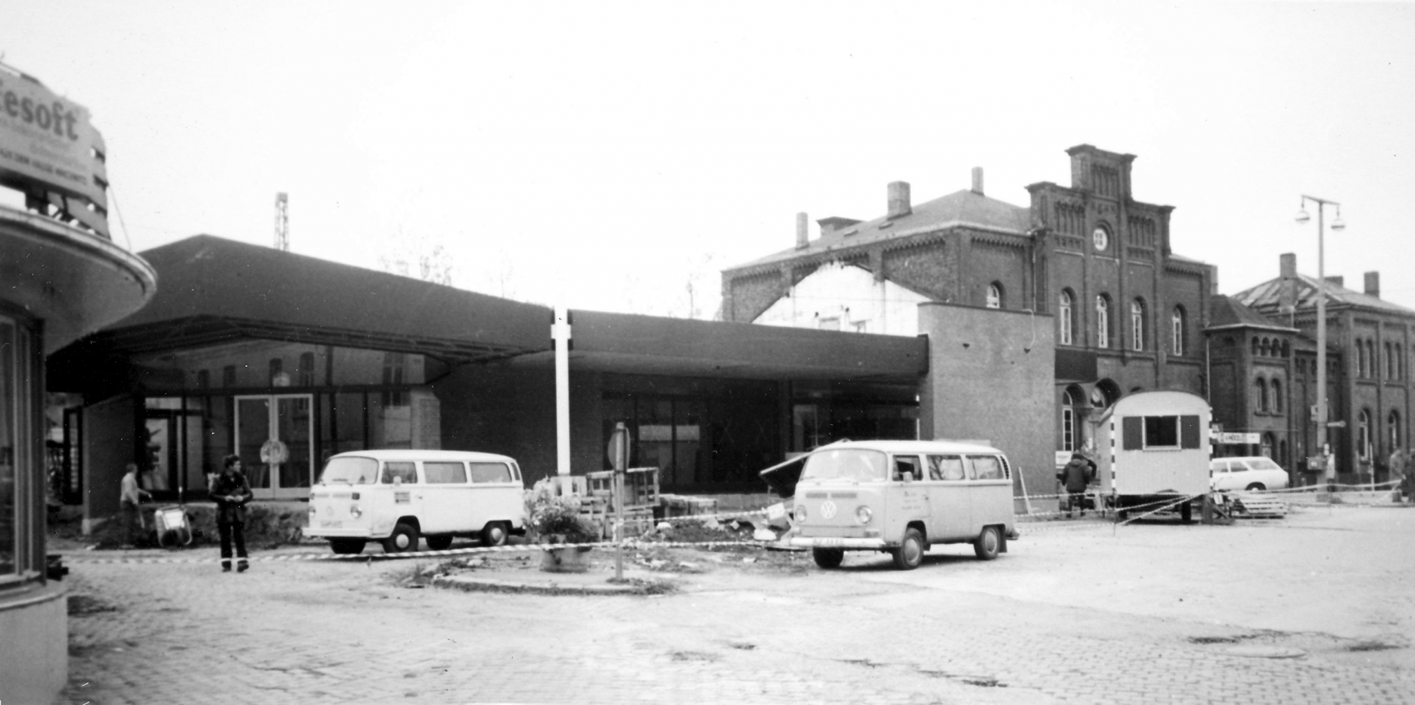 Bahnhof1978-11