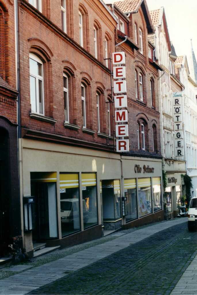 UmbauDettmer-Post2000-01